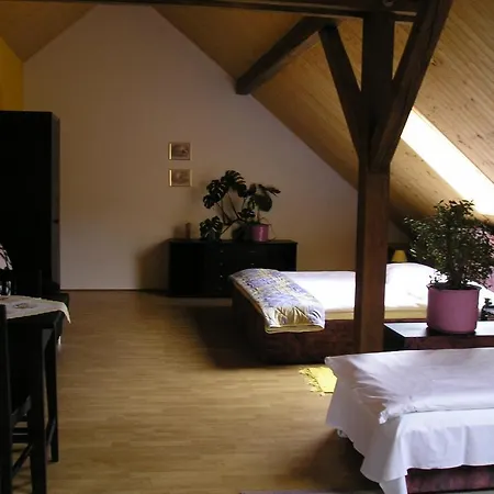 Pension Lazany